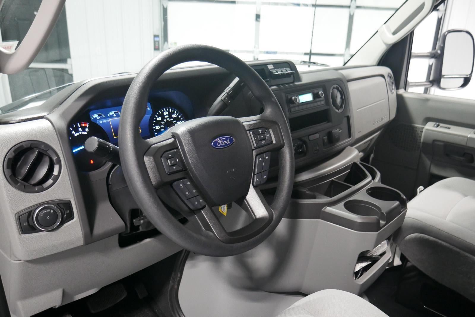 2026 Ford E-Series Cutaway E-350 10FT KNAPHEIDE KUV ENCLOSED SERVICE BODY, MASTER LOCK SYSTEM CLASS V HITCH 3 BOW LADDER RACK