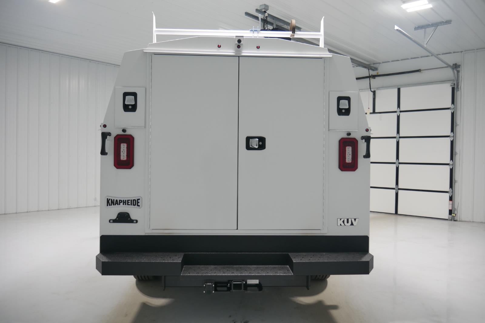 2026 Ford E-Series Cutaway E-350 10FT KNAPHEIDE KUV ENCLOSED SERVICE BODY, MASTER LOCK SYSTEM CLASS V HITCH 3 BOW LADDER RACK