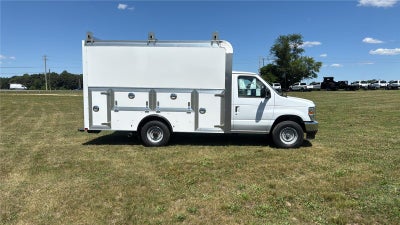 2027 Ford E-Series Cutaway 12' DURA-CUBE MAX FRP ENCLOSED SERVICE BODY, POWER LOCKS, 3 BOX LADDER RACK, BACK UP CAMERA
