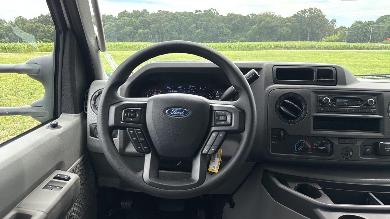 2027 Ford E-Series Cutaway Base