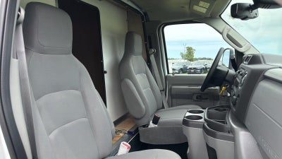 2027 Ford E-Series Cutaway Base