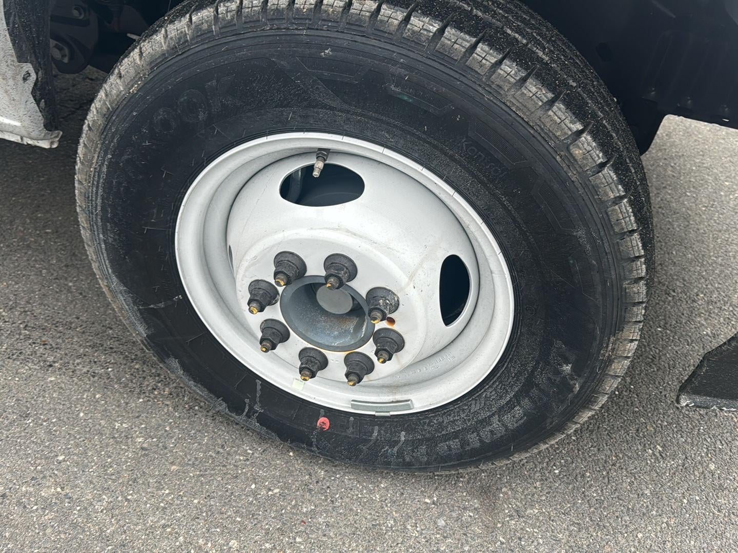 2026 Ford E-Series Cutaway Base