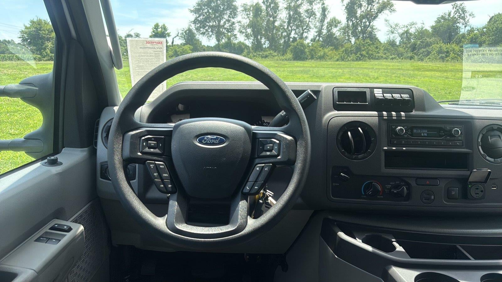 2027 Ford E-Series Cutaway Base