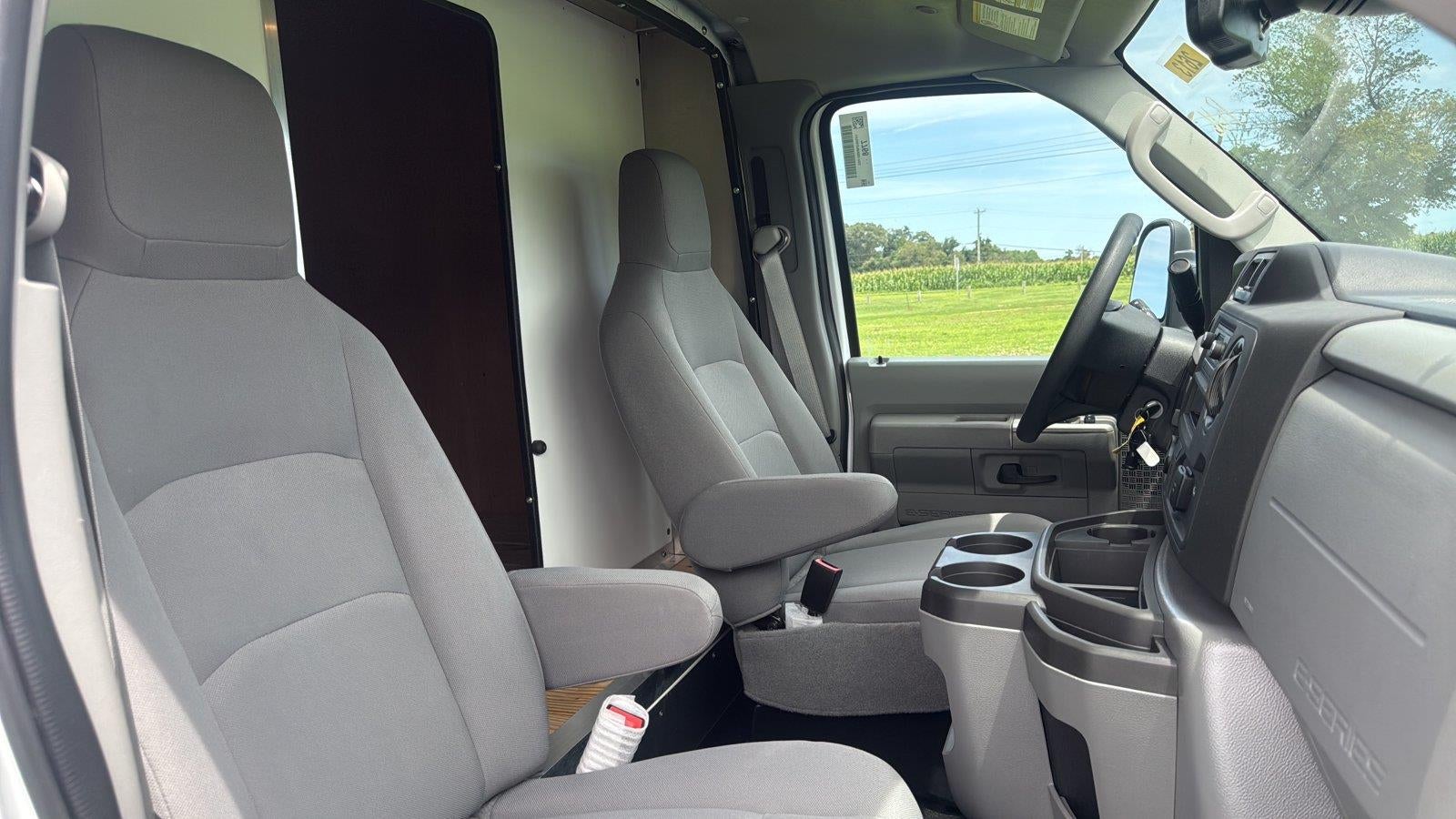2027 Ford E-Series Cutaway 16' DURA CUBE ALUMINUM VAN BODY, ROLL UP DOOR , THIEMAN 2,000 LBS STOW AWAY TAILGATE