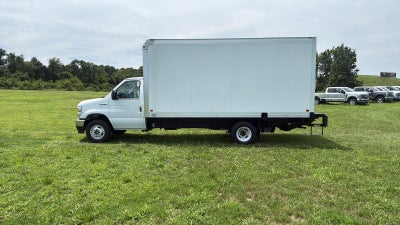 2027 Ford E-Series Cutaway 16' DURA CUBE ALUMINUM VAN BODY, ROLL UP DOOR , THIEMAN 2,000 LBS STOW AWAY TAILGATE