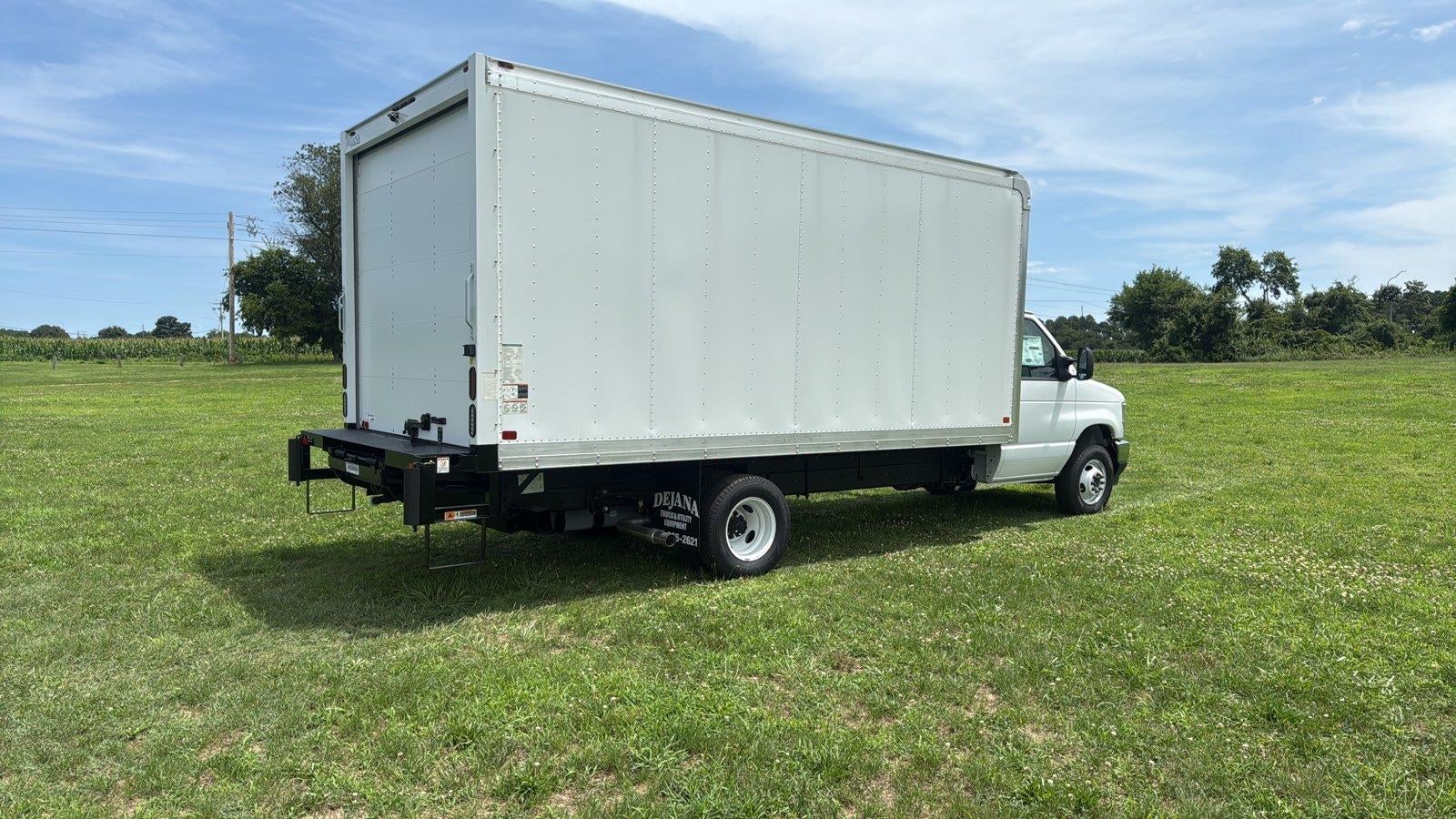 2027 Ford E-Series Cutaway 16' DURA CUBE ALUMINUM VAN BODY, ROLL UP DOOR , THIEMAN 2,000 LBS STOW AWAY TAILGATE