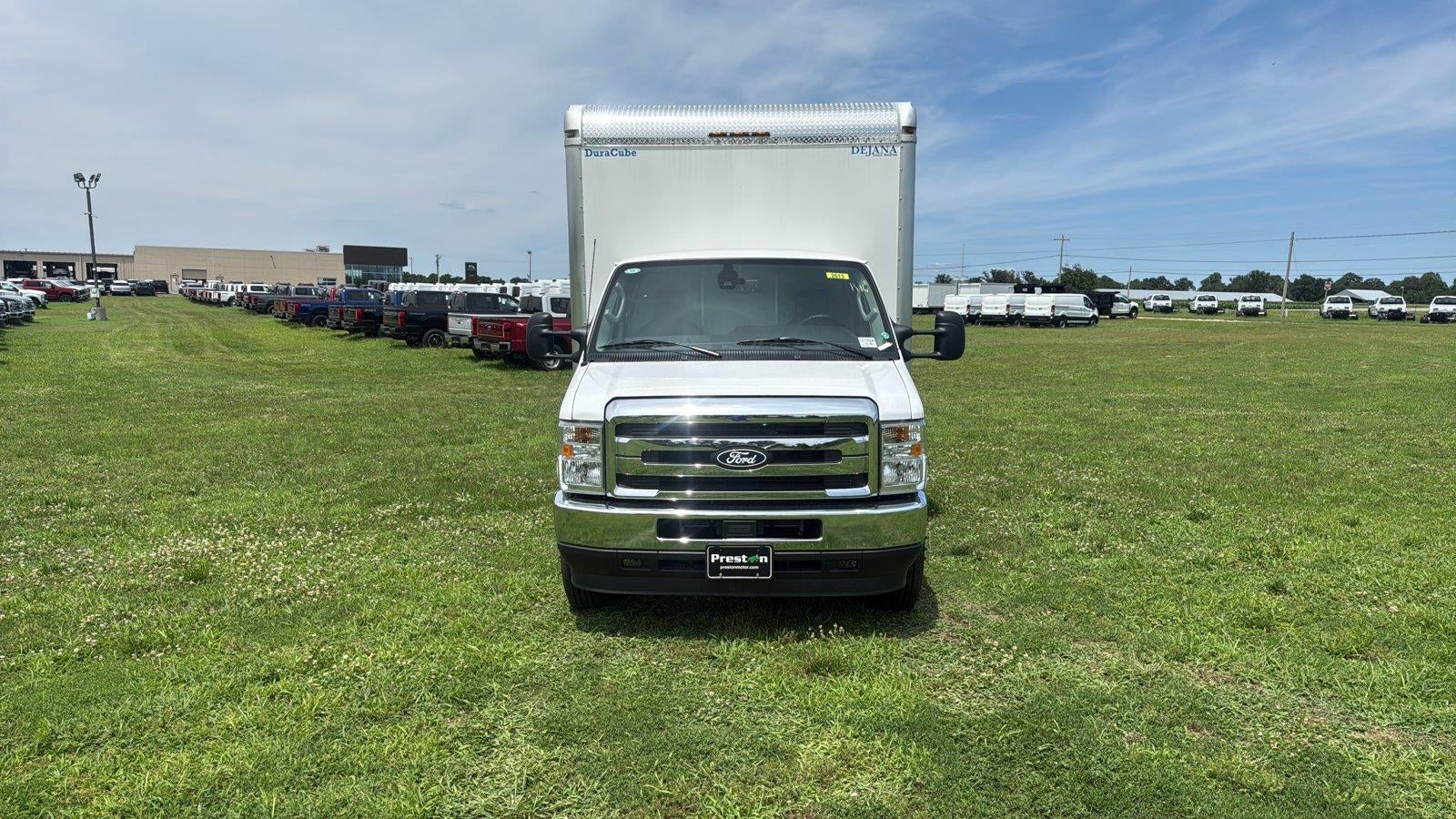 2027 Ford E-Series Cutaway 16' DURA CUBE ALUMINUM VAN BODY, ROLL UP DOOR , THIEMAN 2,000 LBS STOW AWAY TAILGATE