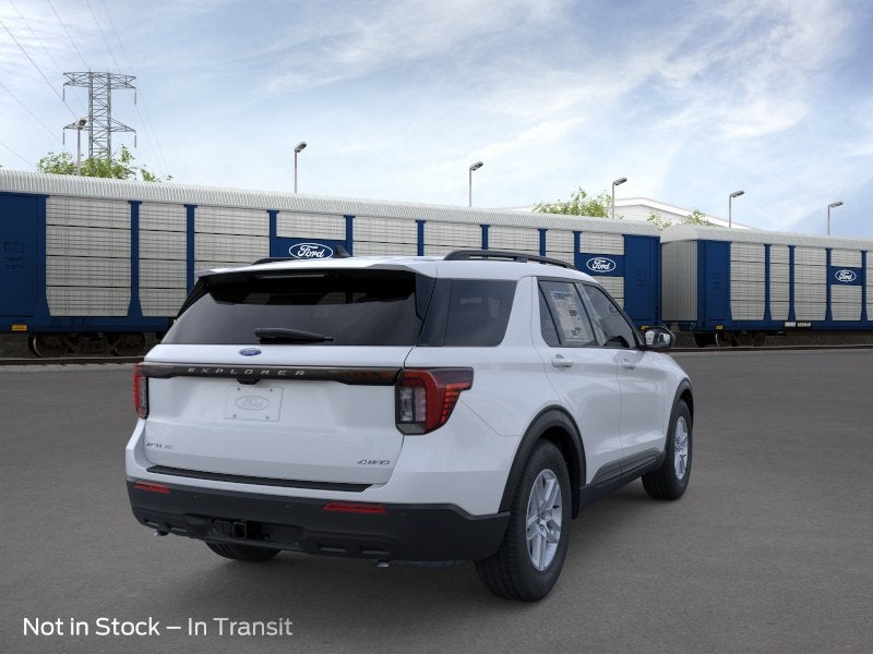 2026 Ford Explorer Xlt