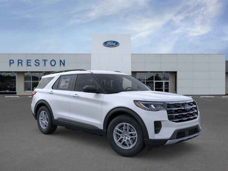 2026 Ford Explorer Xlt