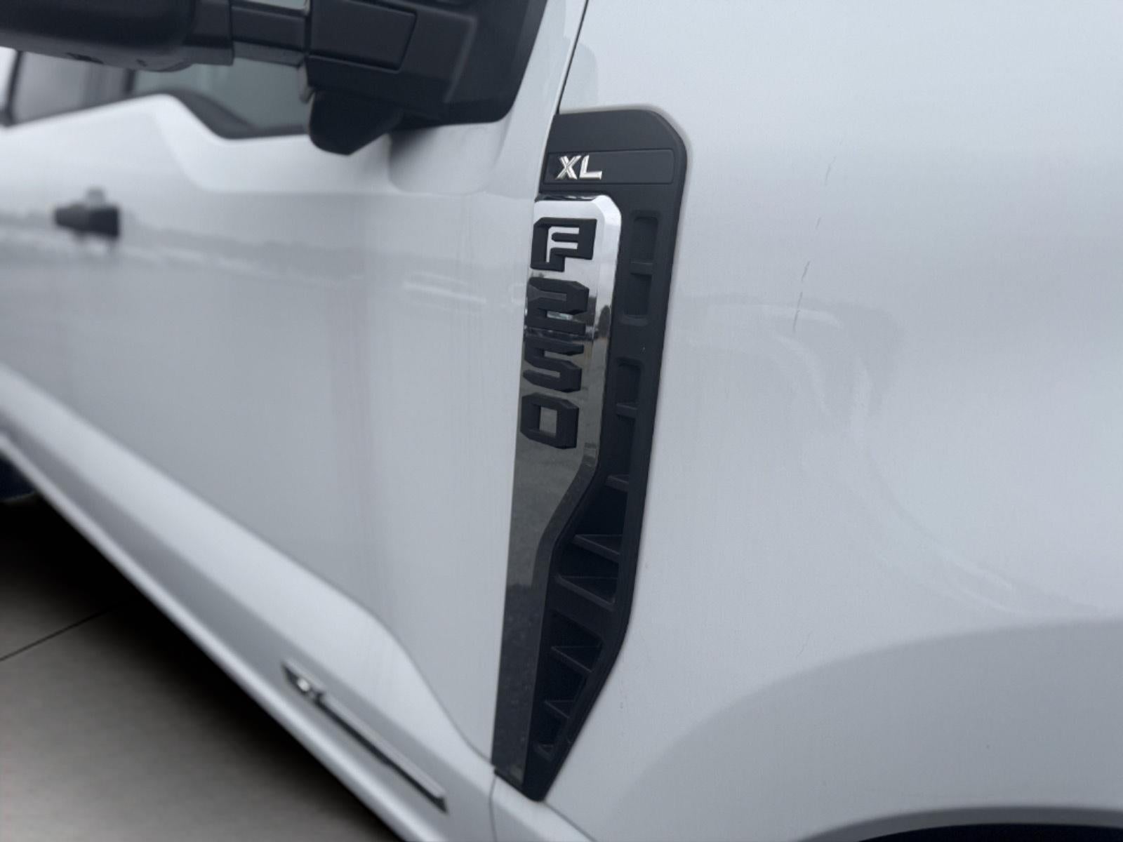 2025 Ford Super Duty F-250 XL