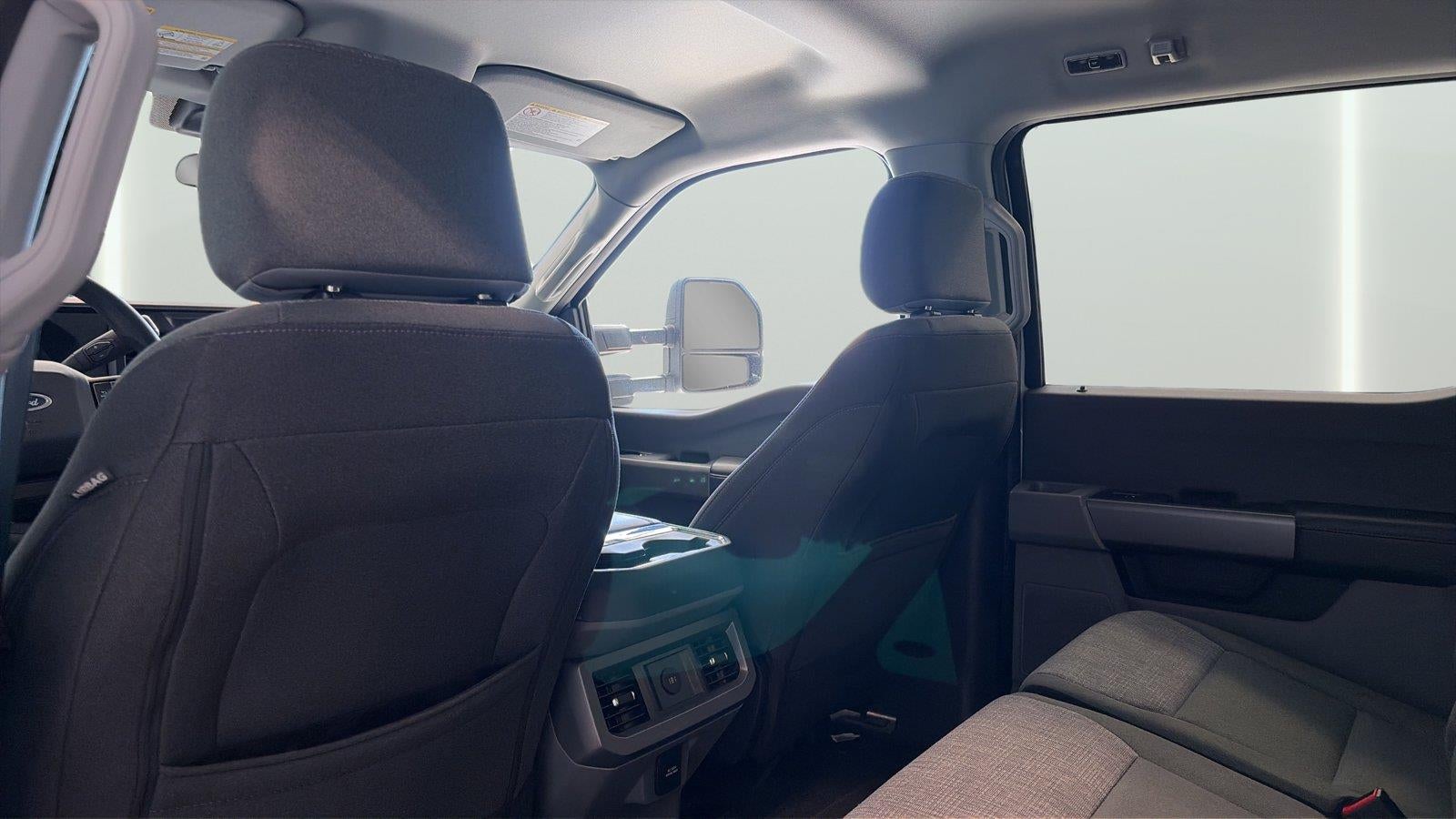 2025 Ford Super Duty F-250 SRW XLT