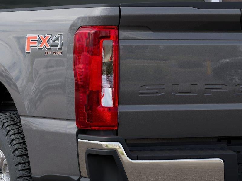 2027 Ford Super Duty F-250 XLT