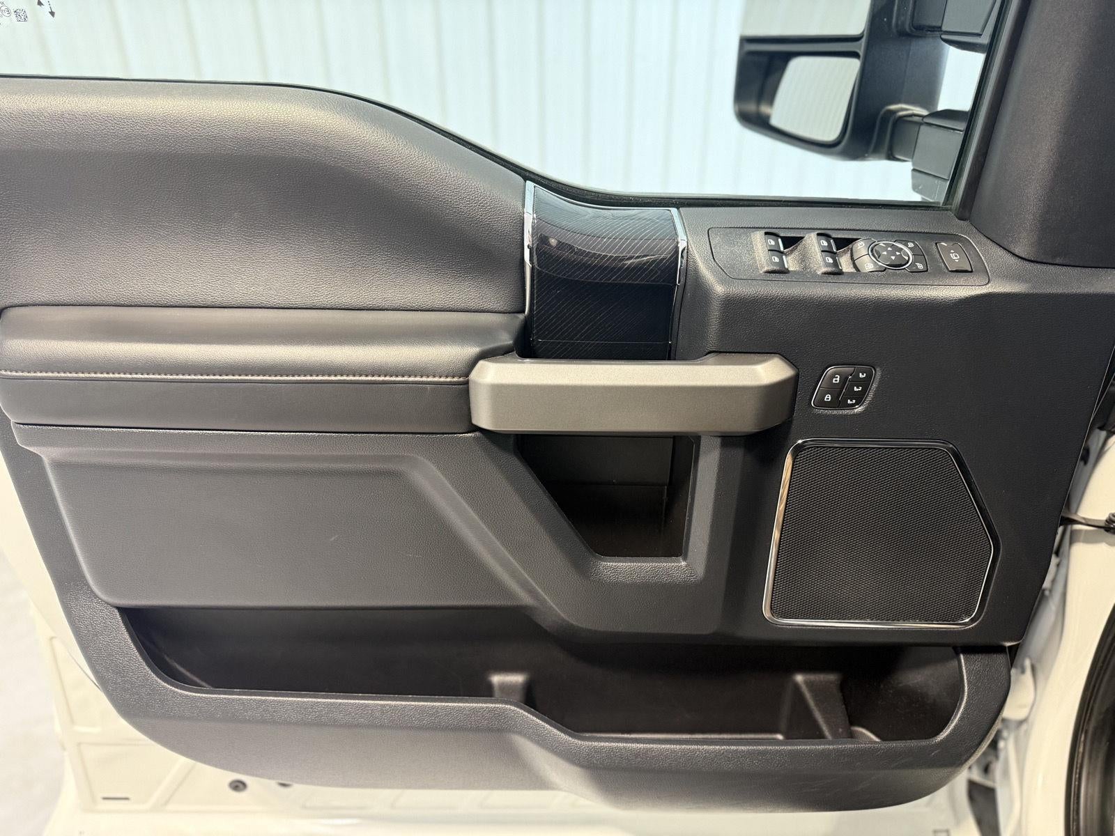 2022 Ford Super Duty F-250 Platinum