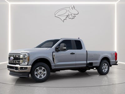 2027 Ford Super Duty F-250 XLT