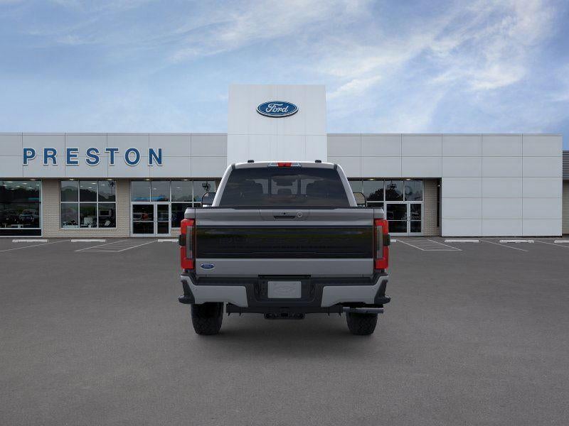2025 Ford Super Duty Platinum