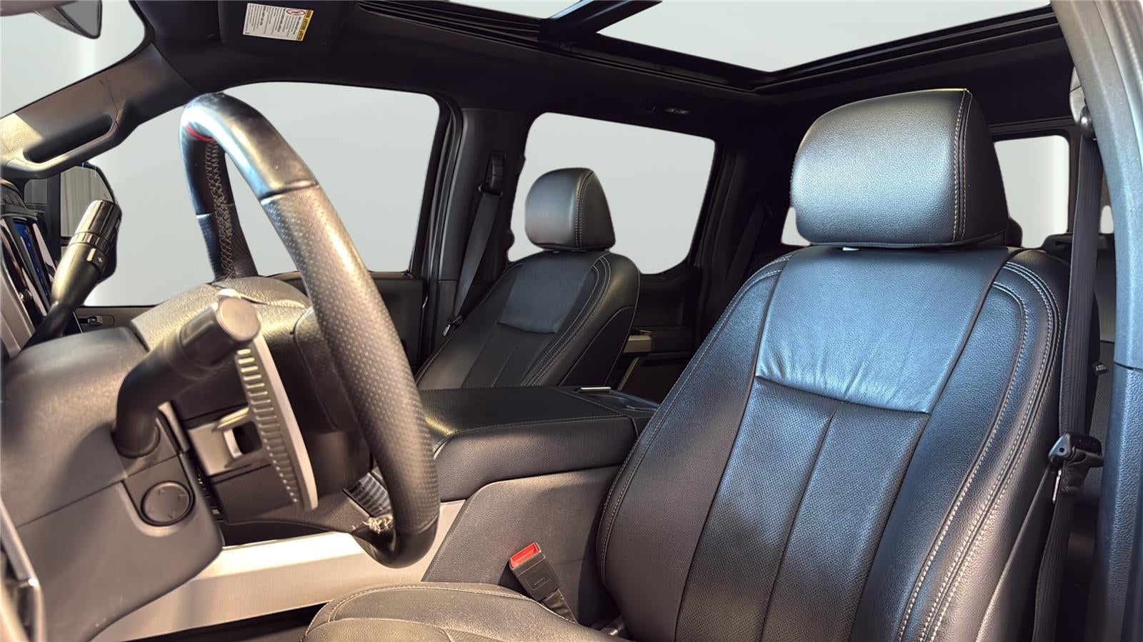 2022 Ford Super Duty F-250 SRW LARIAT