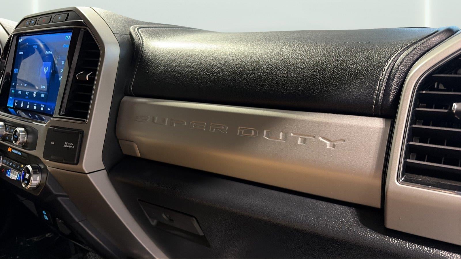 2022 Ford Super Duty F-250 SRW Lariat
