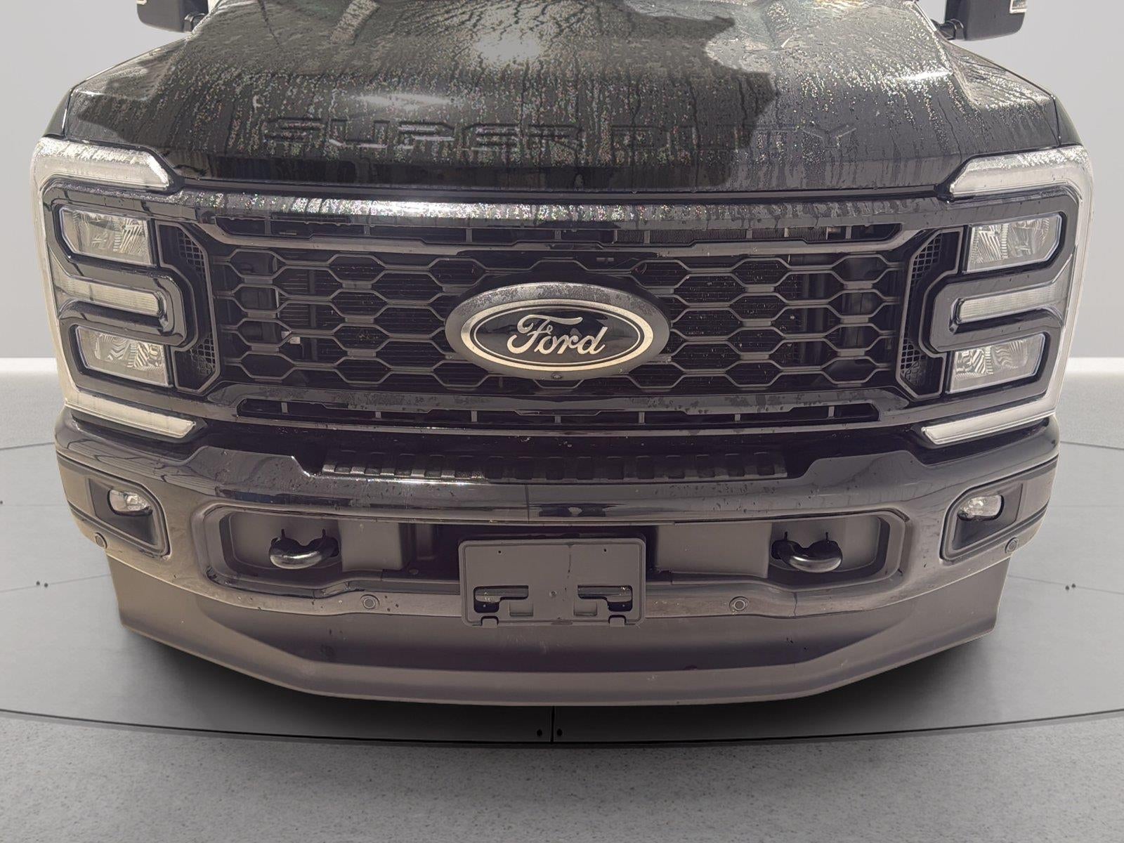 2025 Ford Super Duty F-350 Lariat