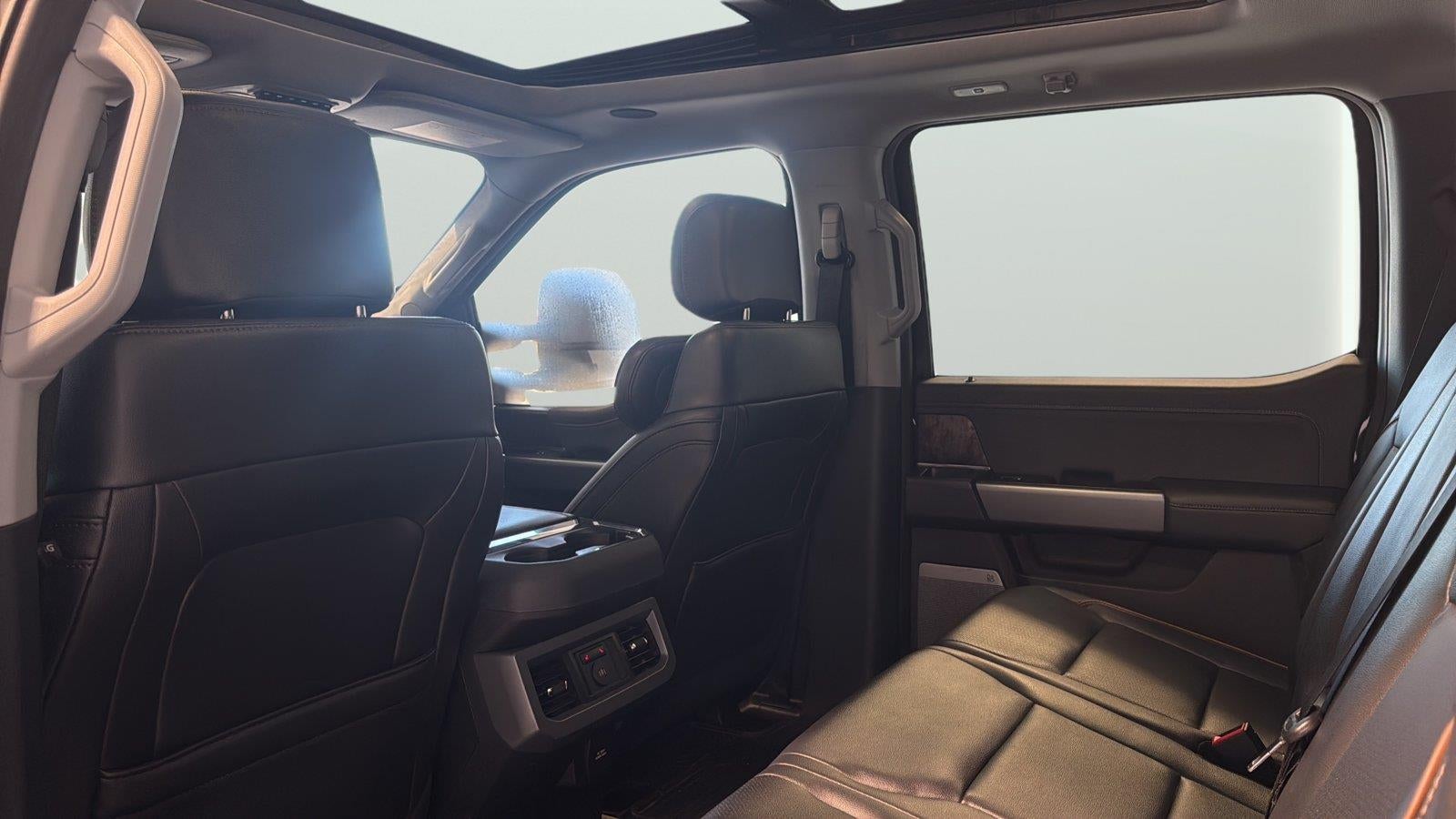 2025 Ford Super Duty F-350 Lariat