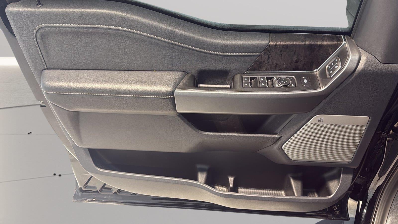2025 Ford Super Duty F-350 Lariat
