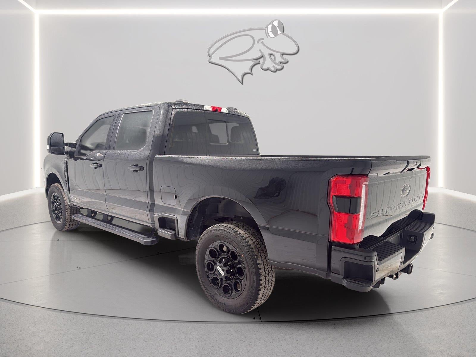 2025 Ford Super Duty F-350 Lariat