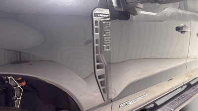 2025 Ford Super Duty F-350 Lariat