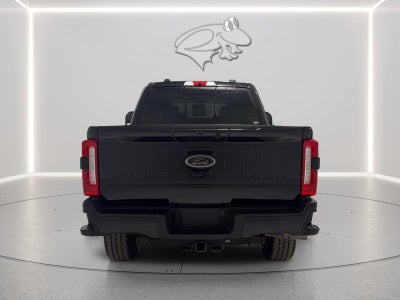 2025 Ford Super Duty F-350 Lariat