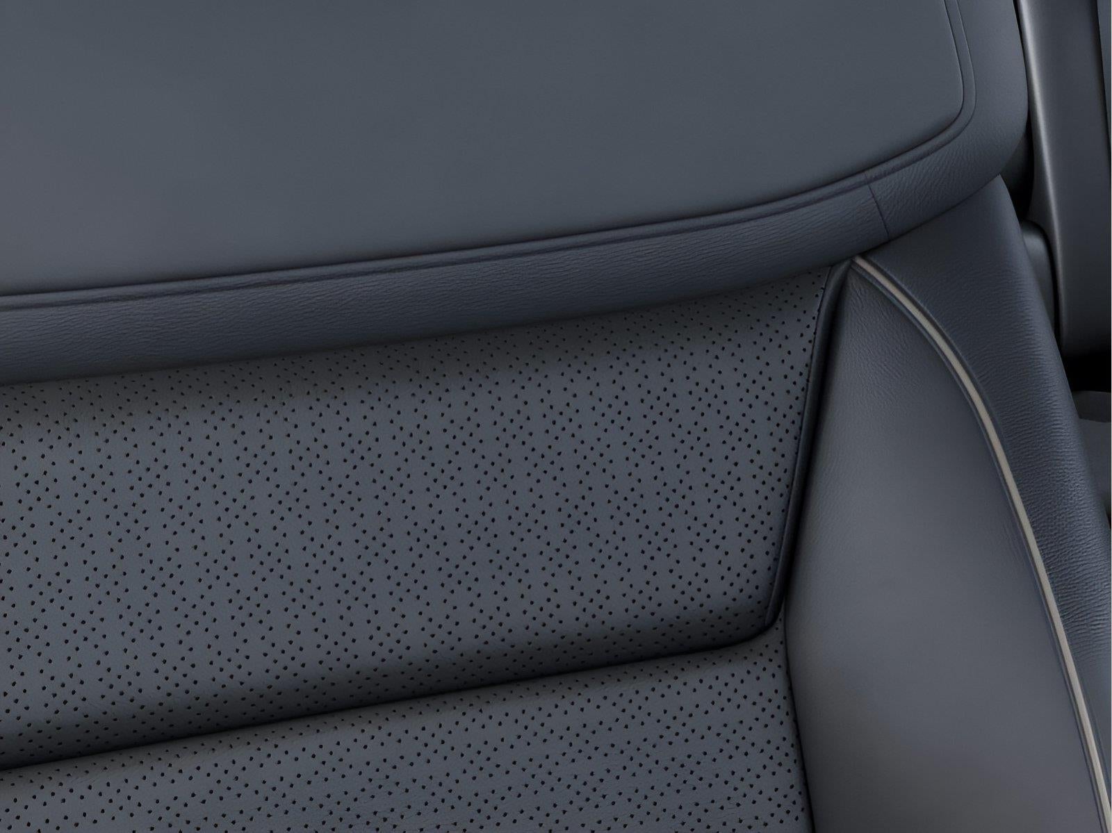 2027 Ford Super Duty F-350 DRW Lariat