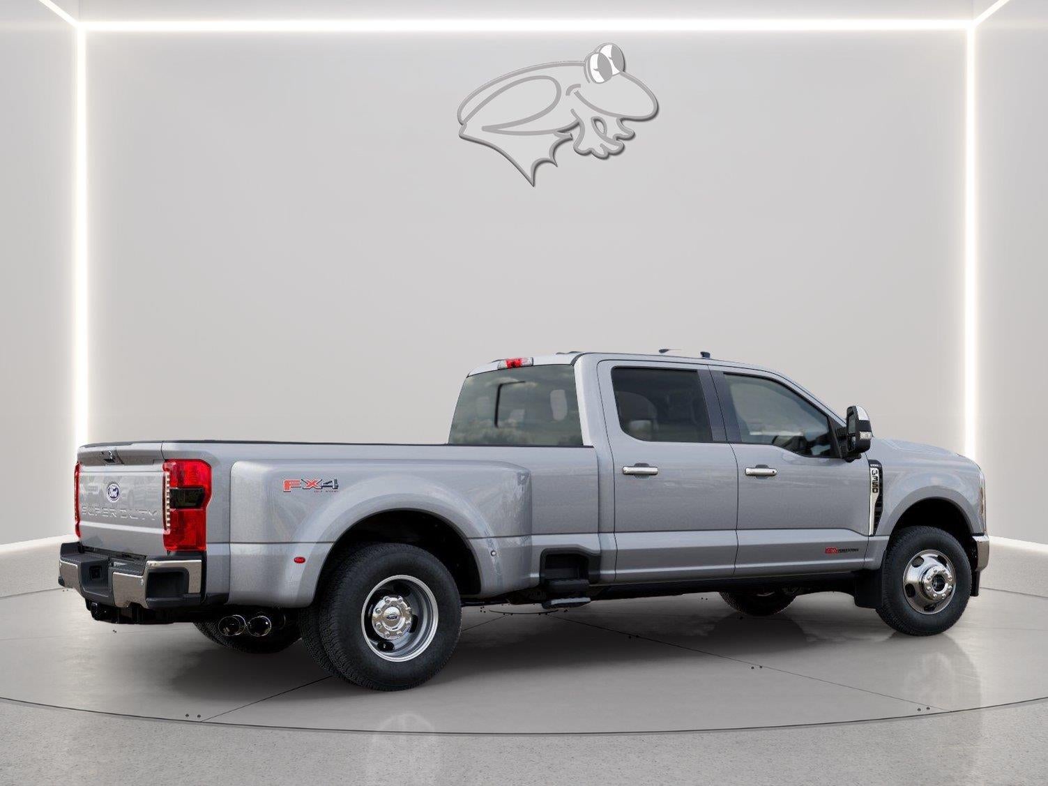 2027 Ford Super Duty F-350 DRW Lariat