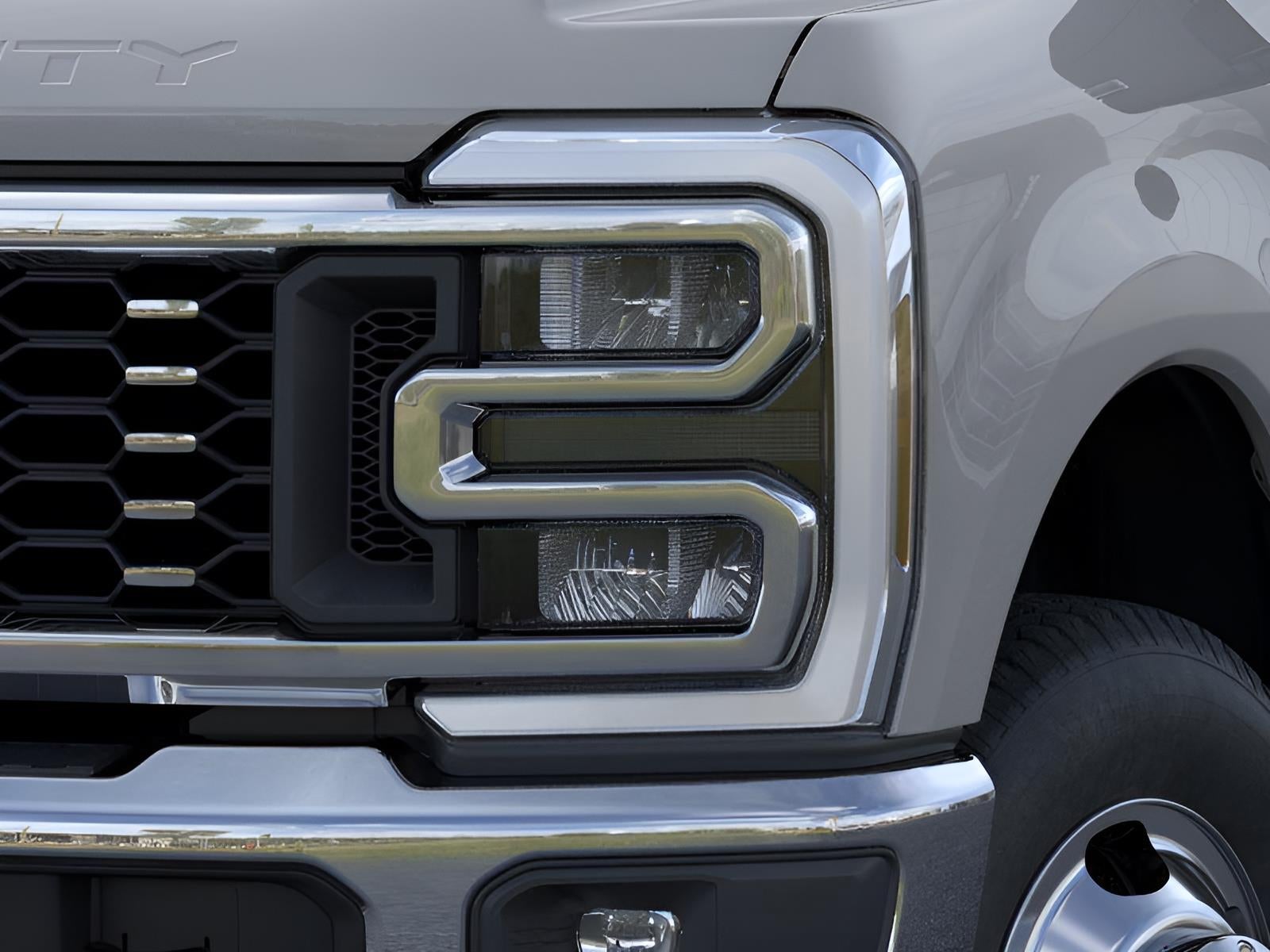 2026 Ford Super Duty F-350 DRW Lariat