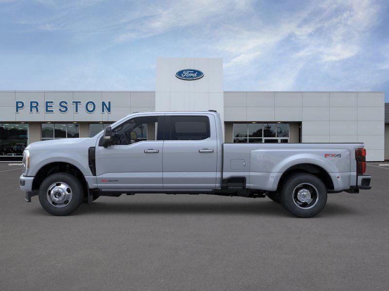 2025 Ford Super Duty Platinum