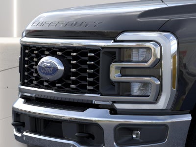 2026 Ford Super Duty F-350 DRW LARIAT