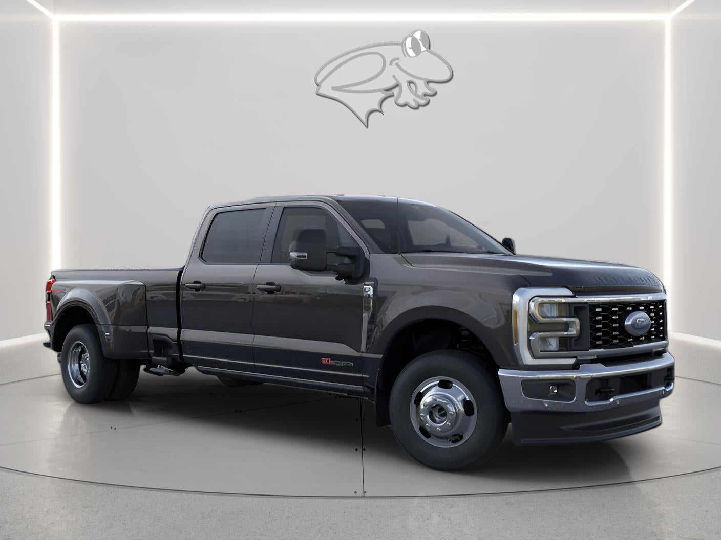 2026 Ford Super Duty F-350 DRW LARIAT