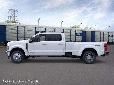 2026 Ford Super Duty F-450 DRW Lariat
