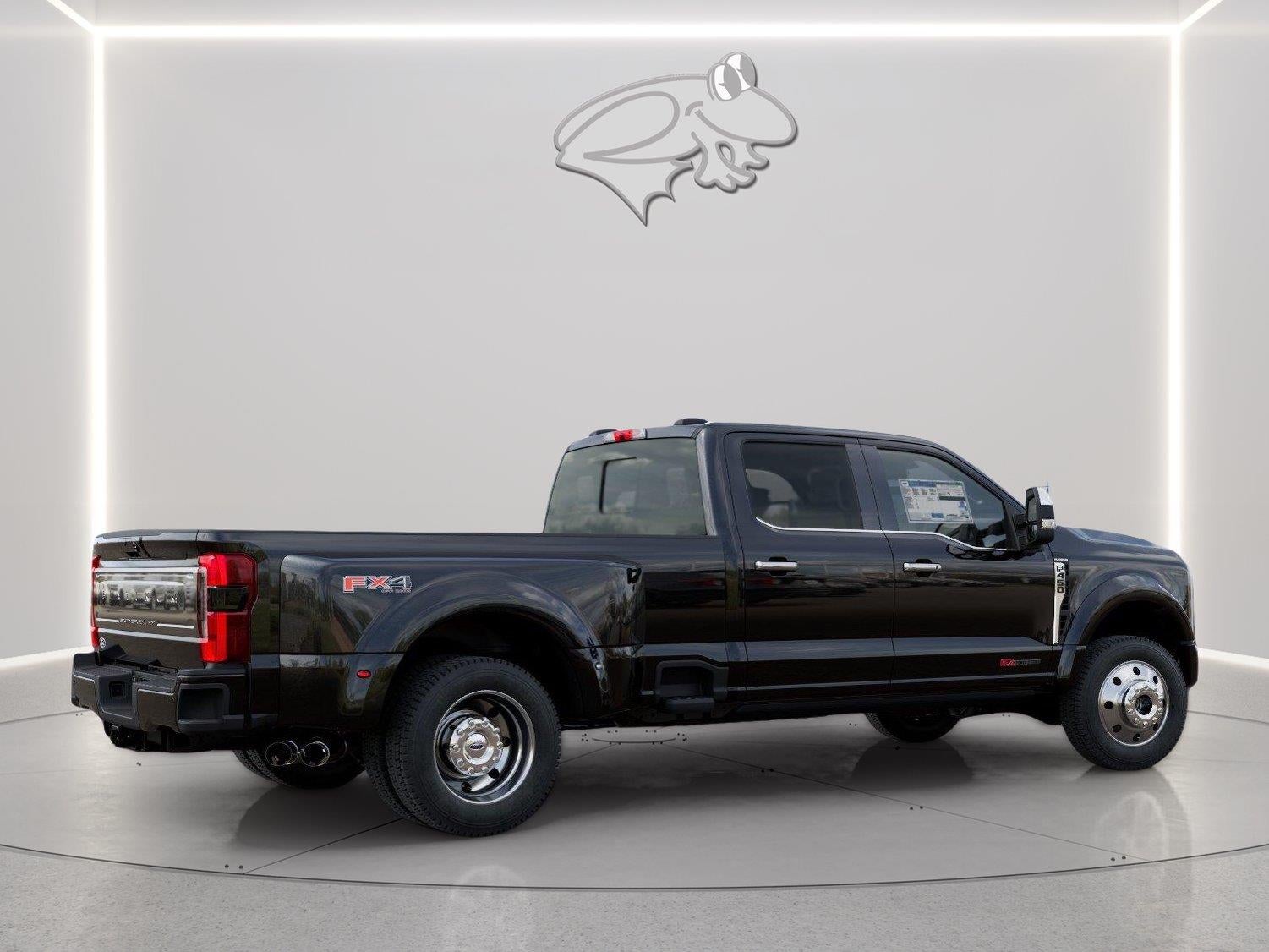 2027 Ford Super Duty F-450 DRW Platinum