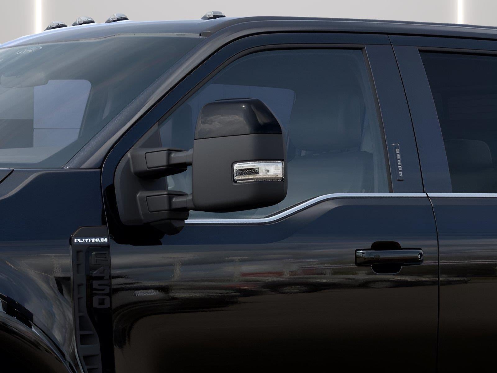 2027 Ford Super Duty F-450 DRW Platinum