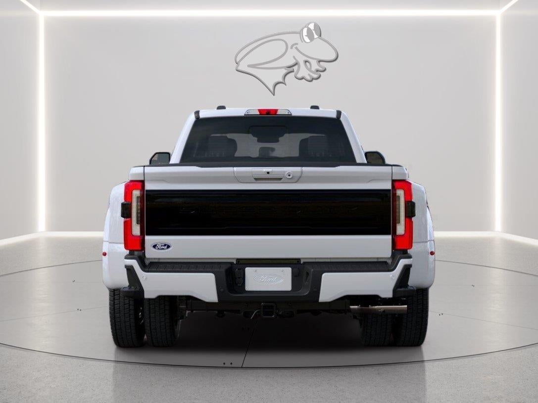 2027 Ford Super Duty F-450 DRW Platinum