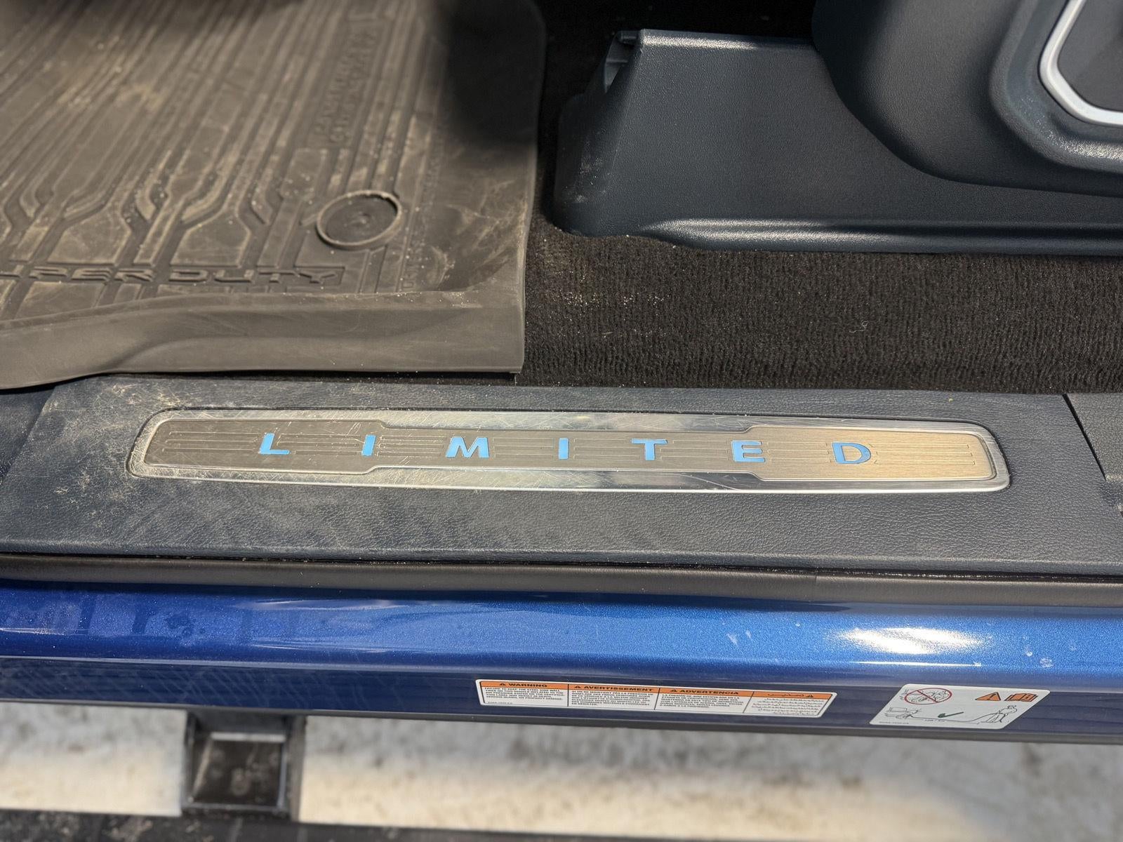 2022 Ford Super Duty F-450 DRW Limited