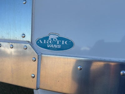 2024 Ford Super Duty F-250 THERMO KING SLIP IN BODY WITH V320-20 ELECTRIC STAND BY