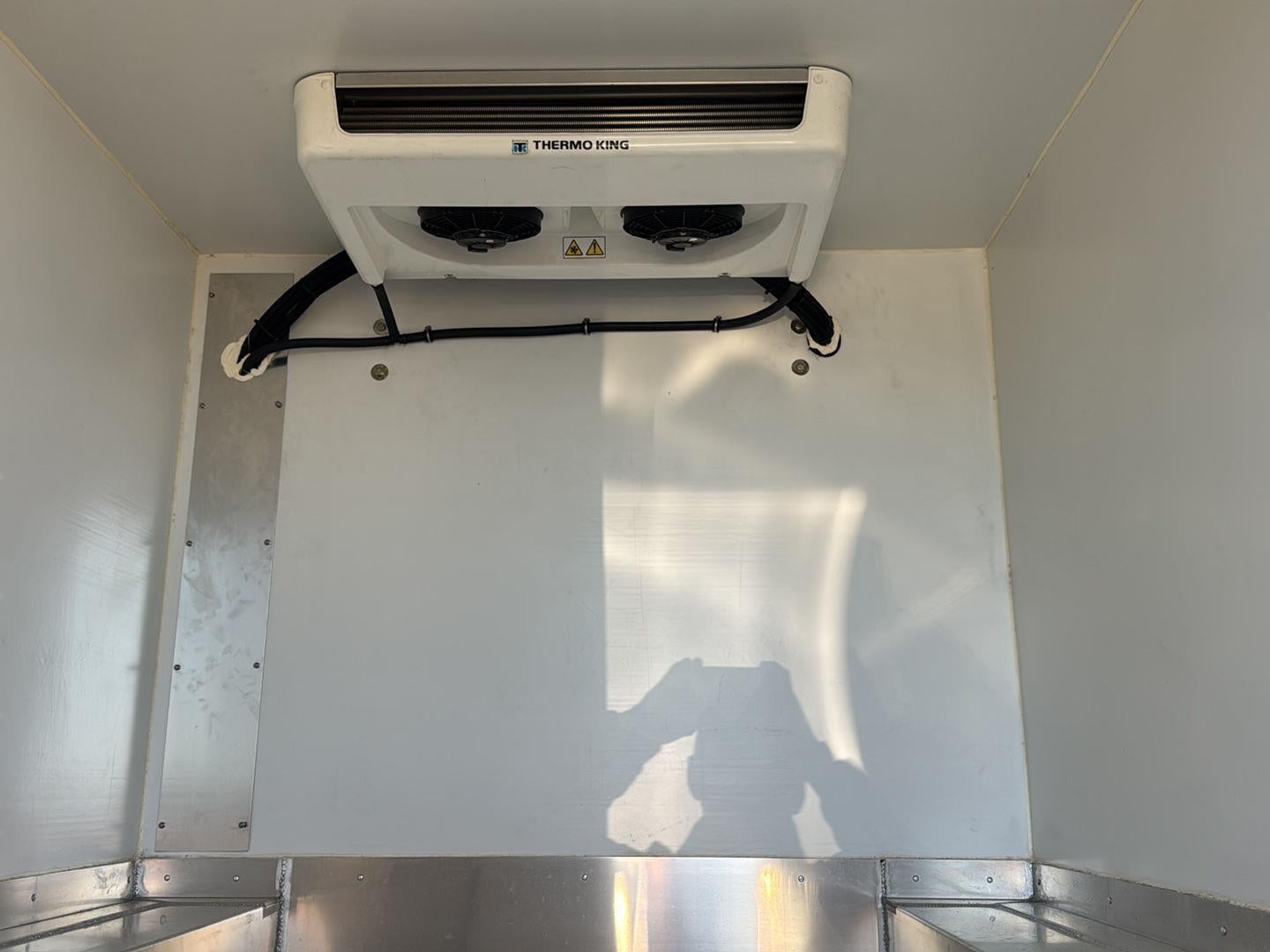 2024 Ford Super Duty F-250 THERMO KING SLIP IN BODY WITH V320-20 ELECTRIC STAND BY