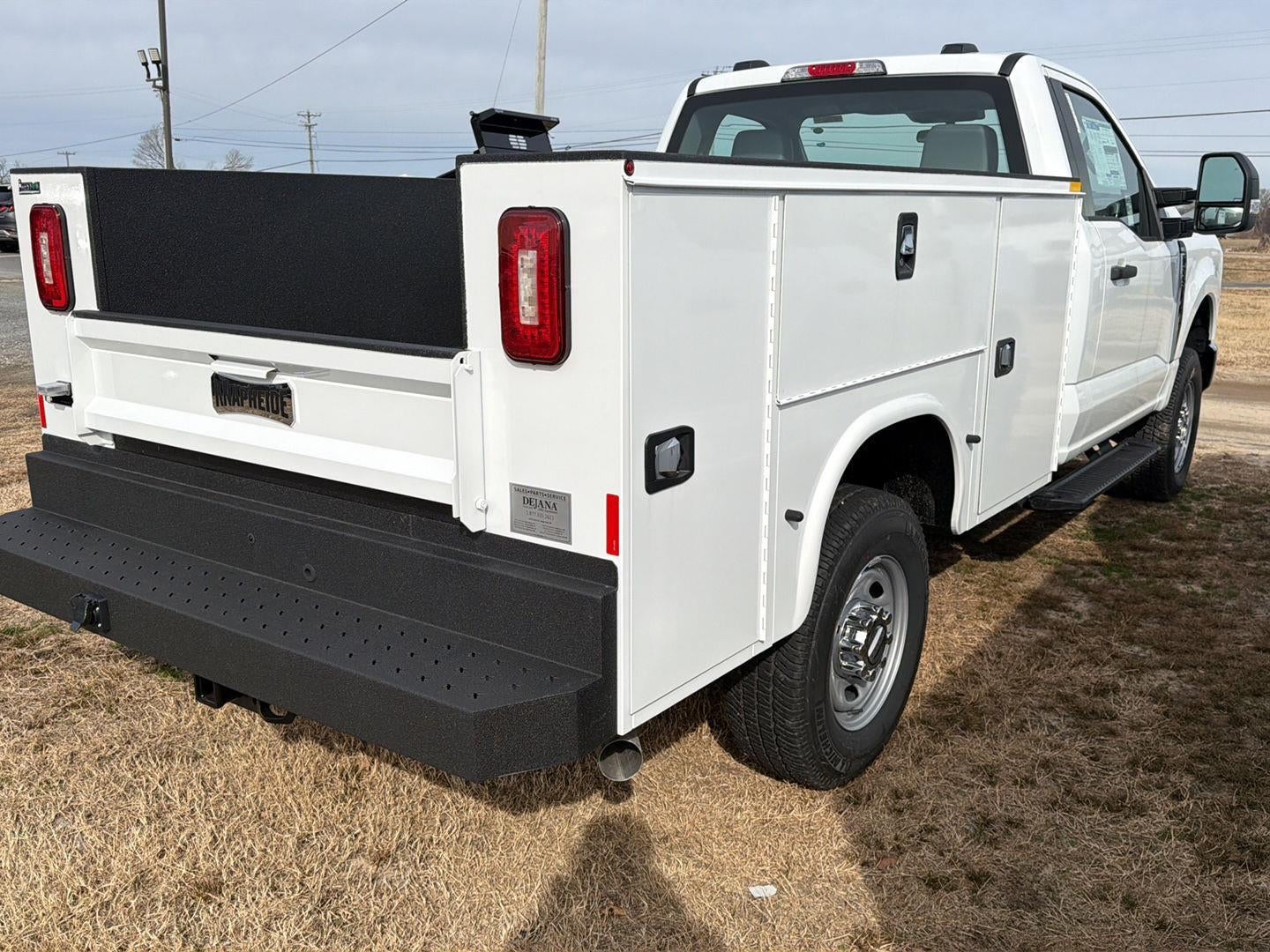 2025 Ford Super Duty F-250 SRW XL
