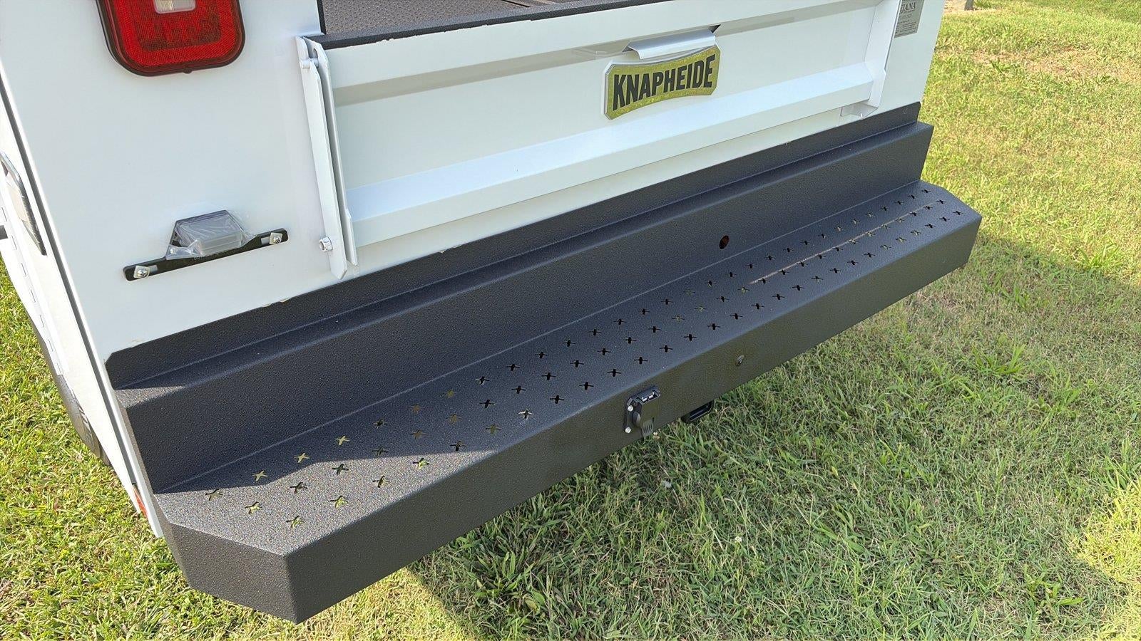 2026 Ford Super Duty F-250 Srw 8' KNAPHEIDE SERVICE BODY, REMOTE LOCKS, CLASS V HITCH, SPRAY IN LINER