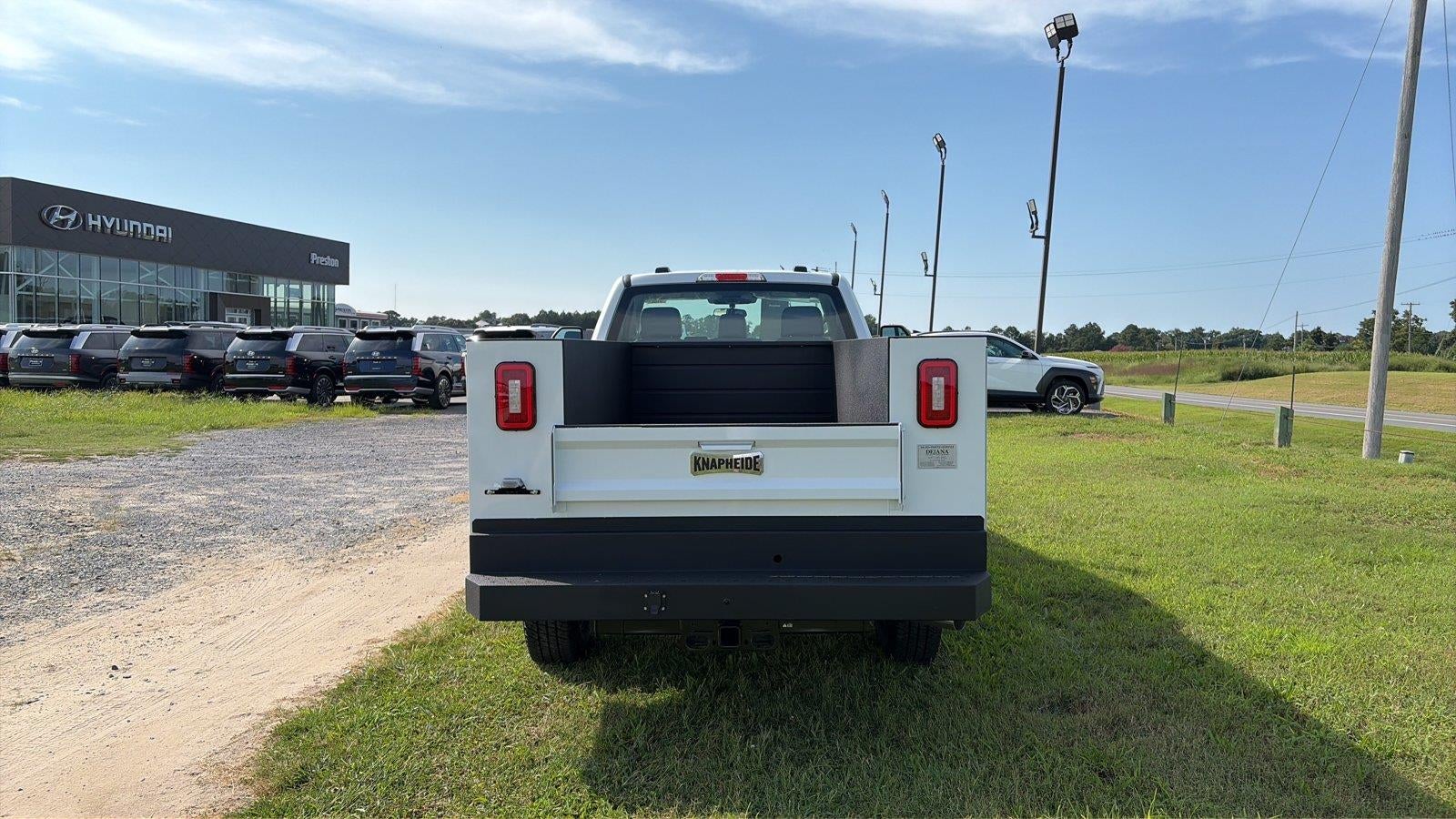 2026 Ford Super Duty F-250 Srw 8' KNAPHEIDE SERVICE BODY, REMOTE LOCKS, CLASS V HITCH, SPRAY IN LINER
