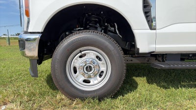 2026 Ford Super Duty F-250 Srw 8' KNAPHEIDE SERVICE BODY, REMOTE LOCKS, CLASS V HITCH, SPRAY IN LINER