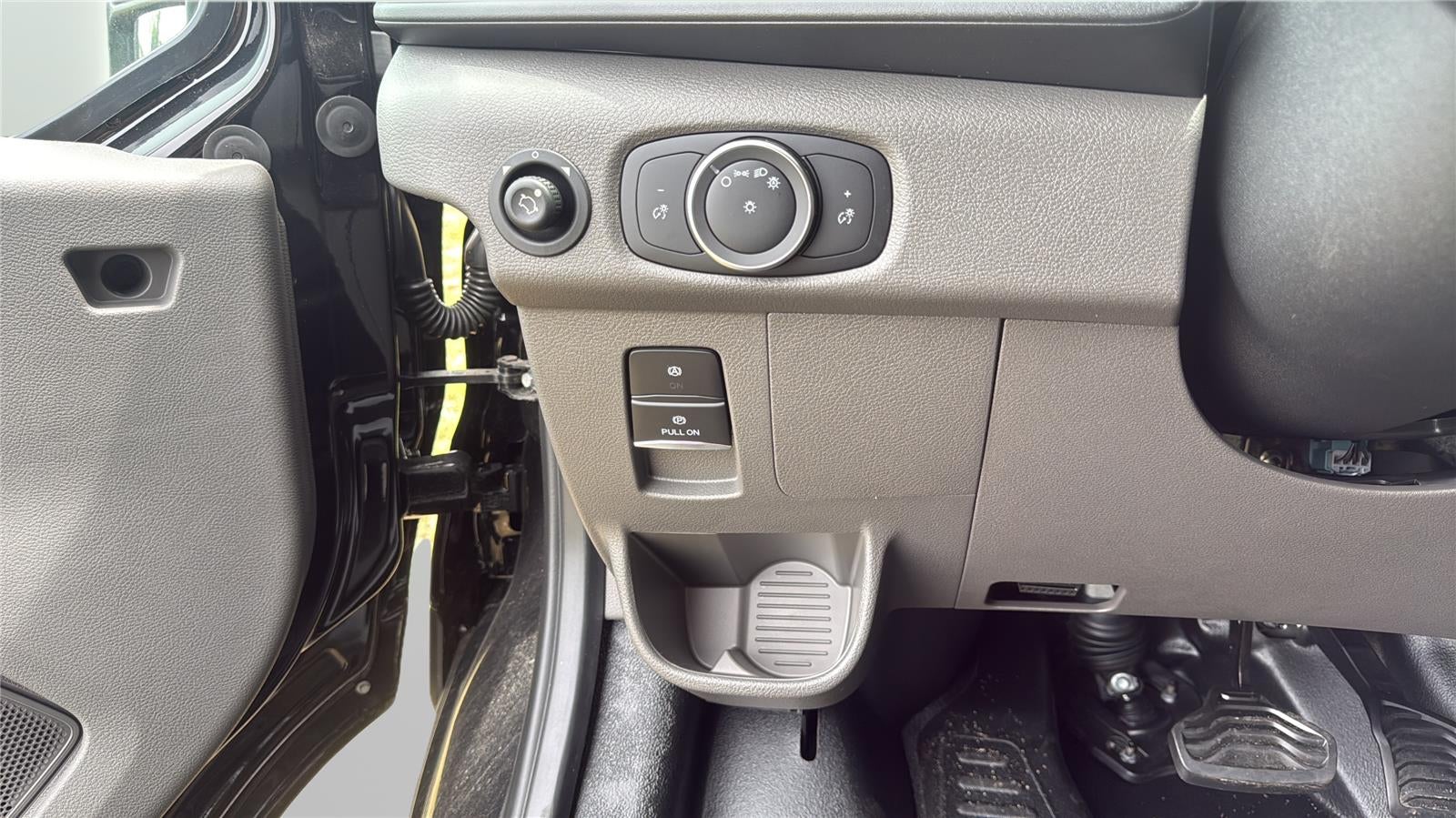 2025 Ford Transit Cargo Van Base