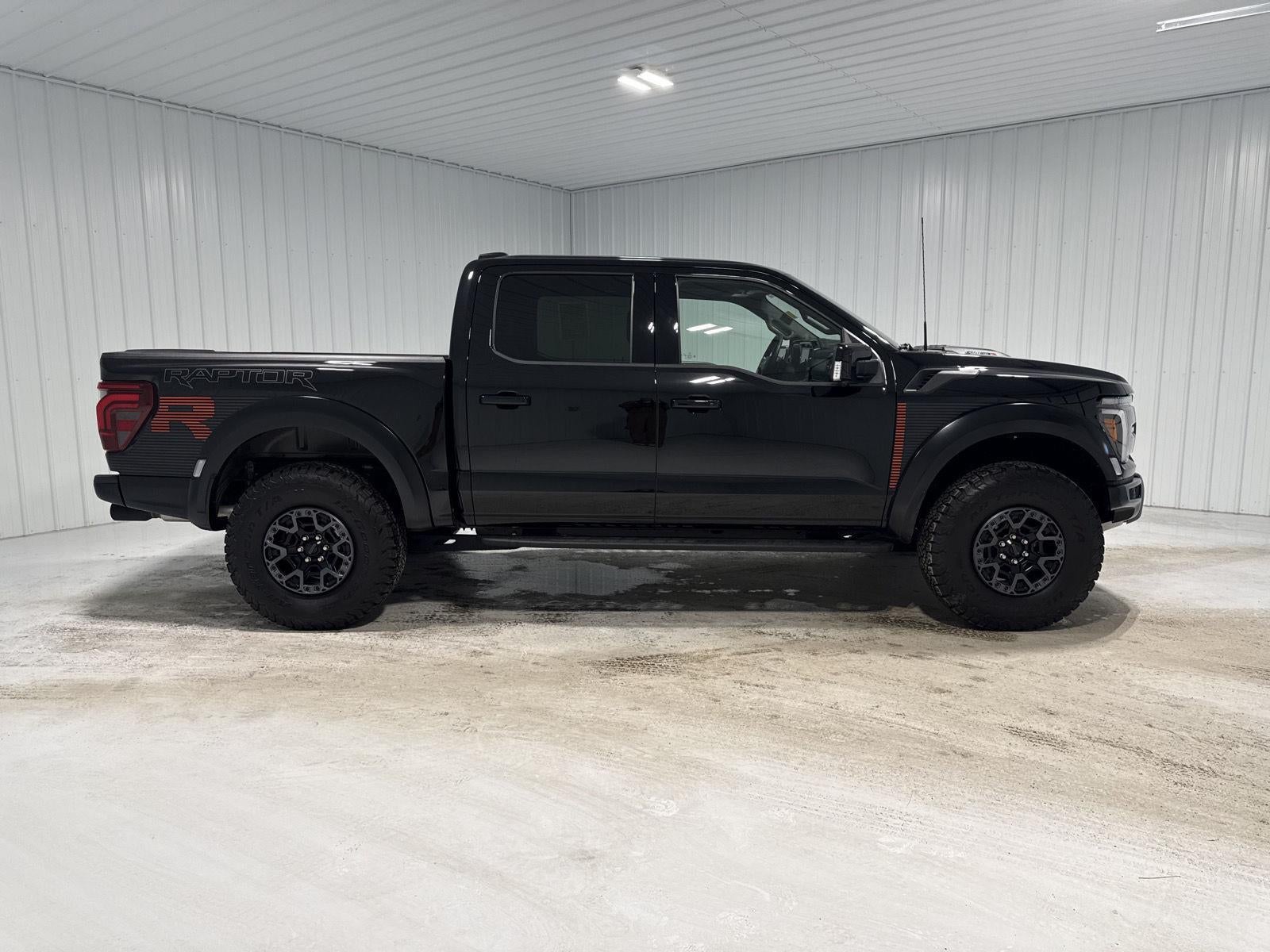 2025 Ford F-150 Raptor R