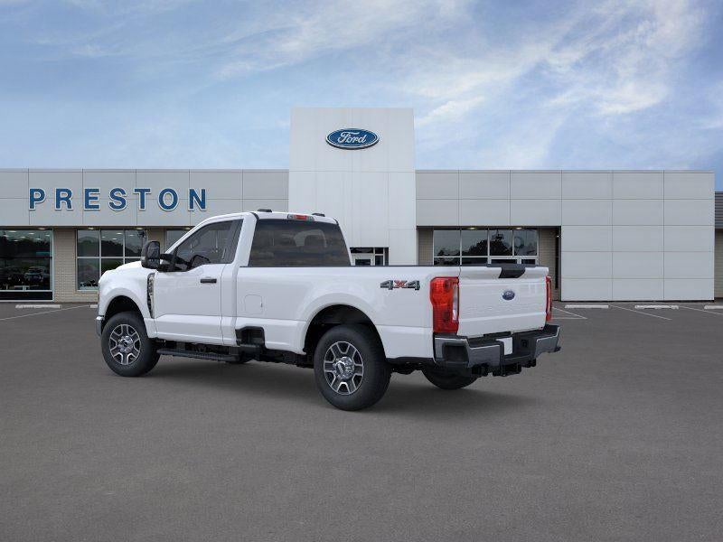 2025 Ford Super Duty F-350 XLT