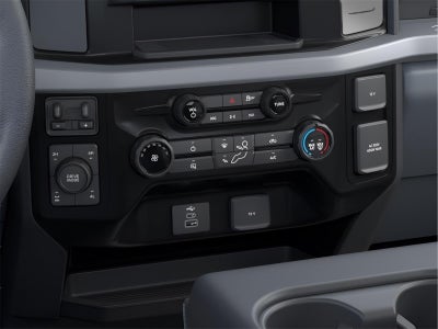 2026 Ford Super Duty F-350 SRW XLT