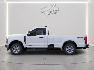 2026 Ford Super Duty F-350 SRW XLT