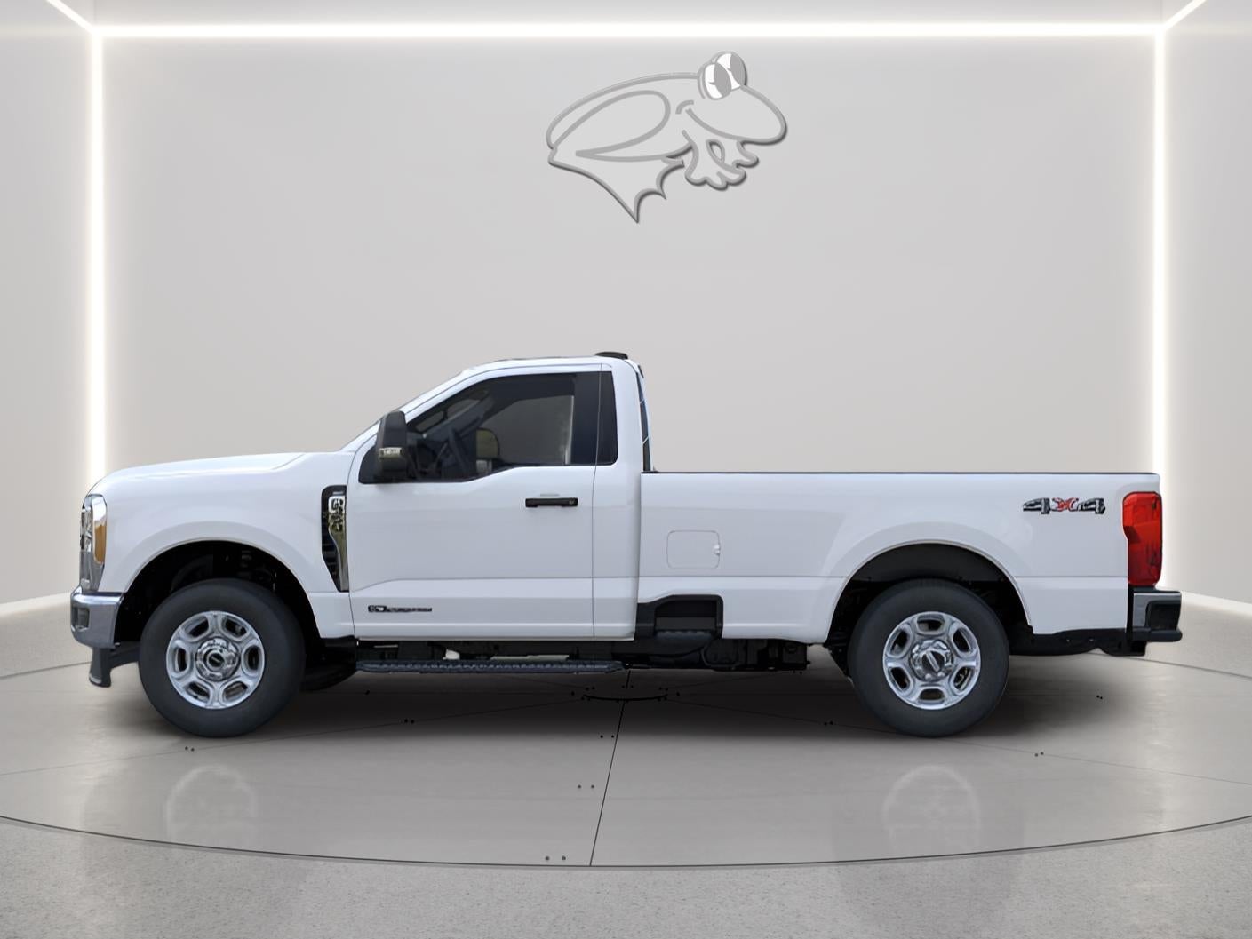 2026 Ford Super Duty F-350 SRW XLT